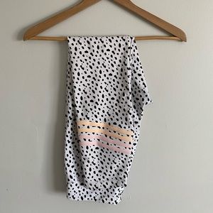 Sarah’s day/ Whit Fox leggings